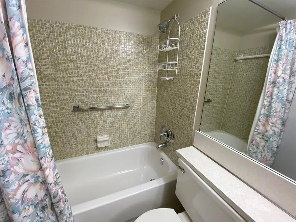 278 Newport R Deerfield Beach FL 33442