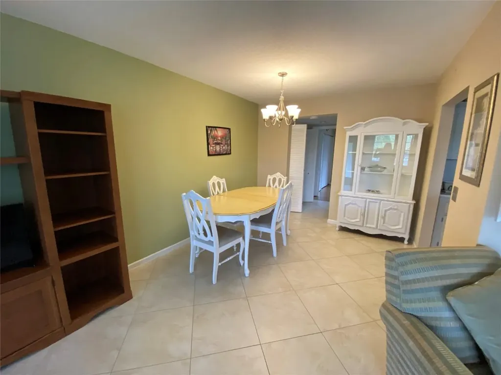 278 Newport R Deerfield Beach FL 33442