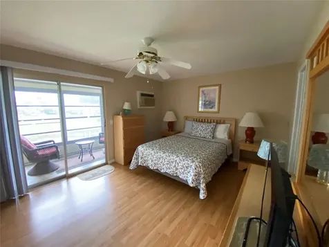278 Newport R Deerfield Beach FL 33442