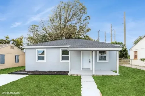 717 W 1st Street Riviera Beach FL 33404