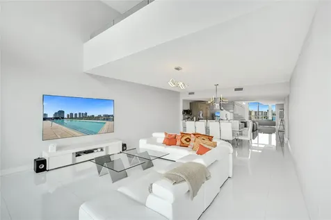 400 Sunny Isle Boulevard Sunny Isles Beach FL 33160