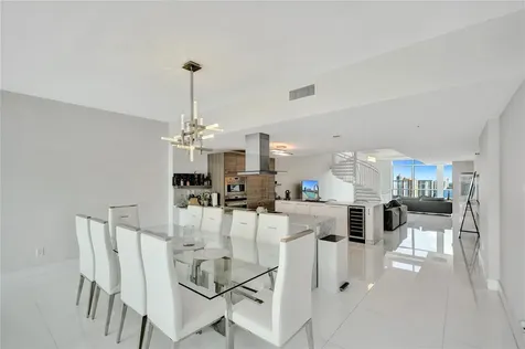 400 Sunny Isle Boulevard Sunny Isles Beach FL 33160
