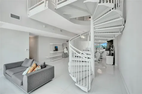 400 Sunny Isle Boulevard Sunny Isles Beach FL 33160