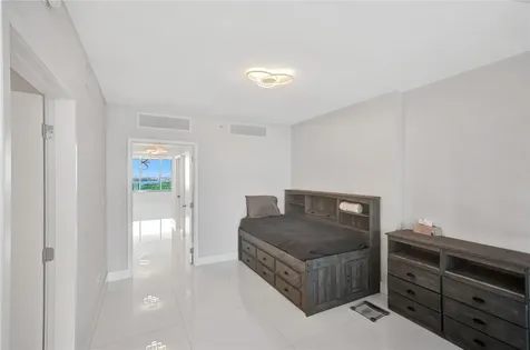 400 Sunny Isle Boulevard Sunny Isles Beach FL 33160
