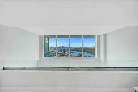 400 Sunny Isle Boulevard Sunny Isles Beach FL 33160