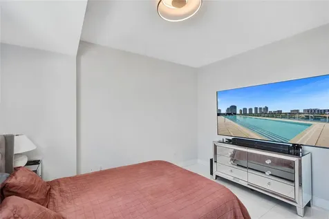 400 Sunny Isle Boulevard Sunny Isles Beach FL 33160