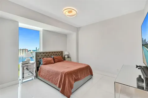 400 Sunny Isle Boulevard Sunny Isles Beach FL 33160