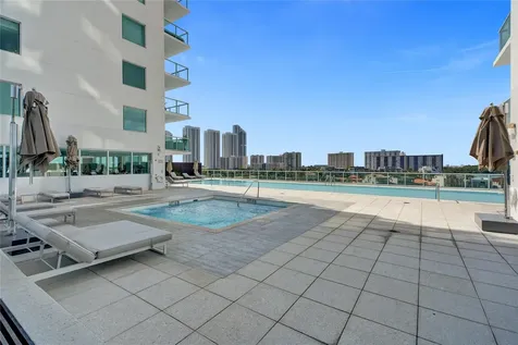 400 Sunny Isle Boulevard Sunny Isles Beach FL 33160
