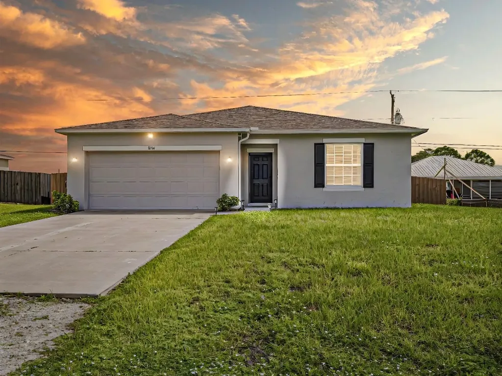 8346 98th Court Vero Beach FL 32967