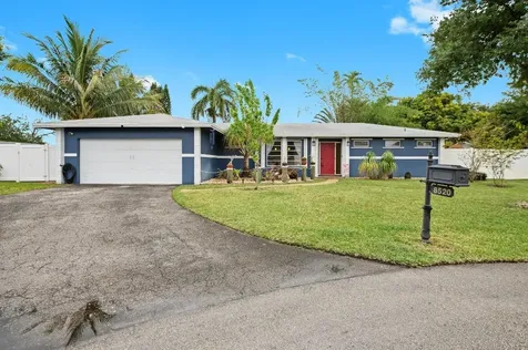8520 SW 26th Street Davie FL 33324