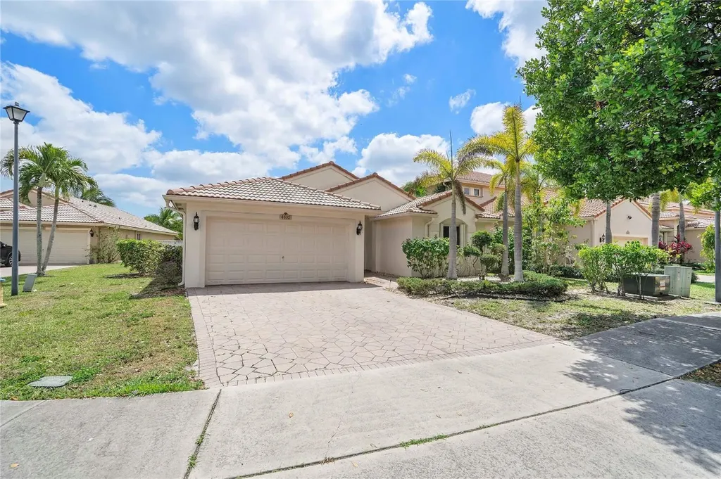 4692 Saint Simon Drive Coconut Creek FL 33073