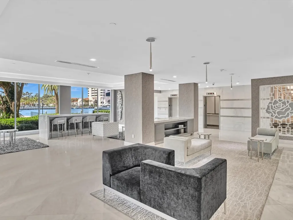 701 E Camino Real Boca Raton FL 33432