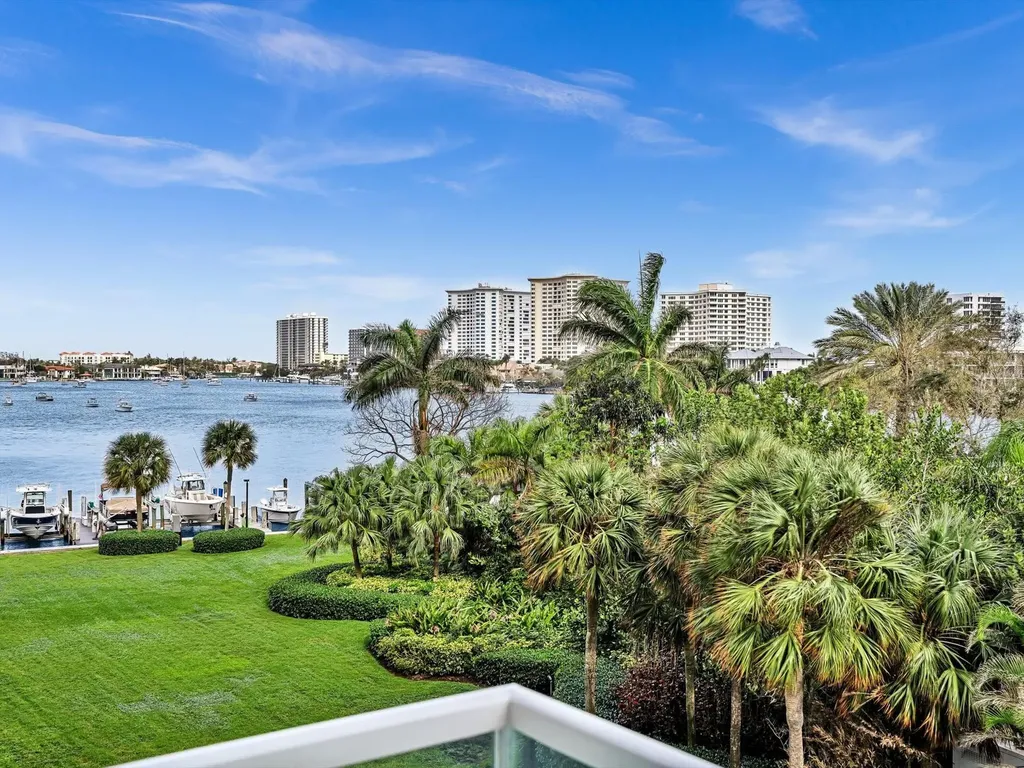 701 E Camino Real Boca Raton FL 33432