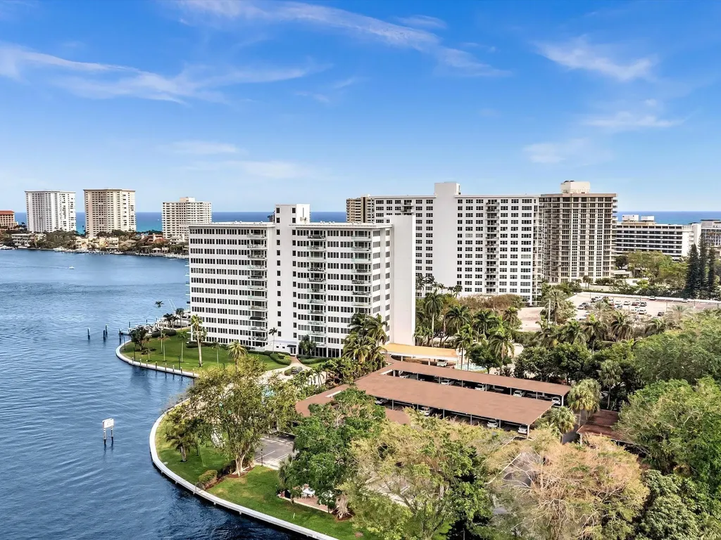 701 E Camino Real Boca Raton FL 33432