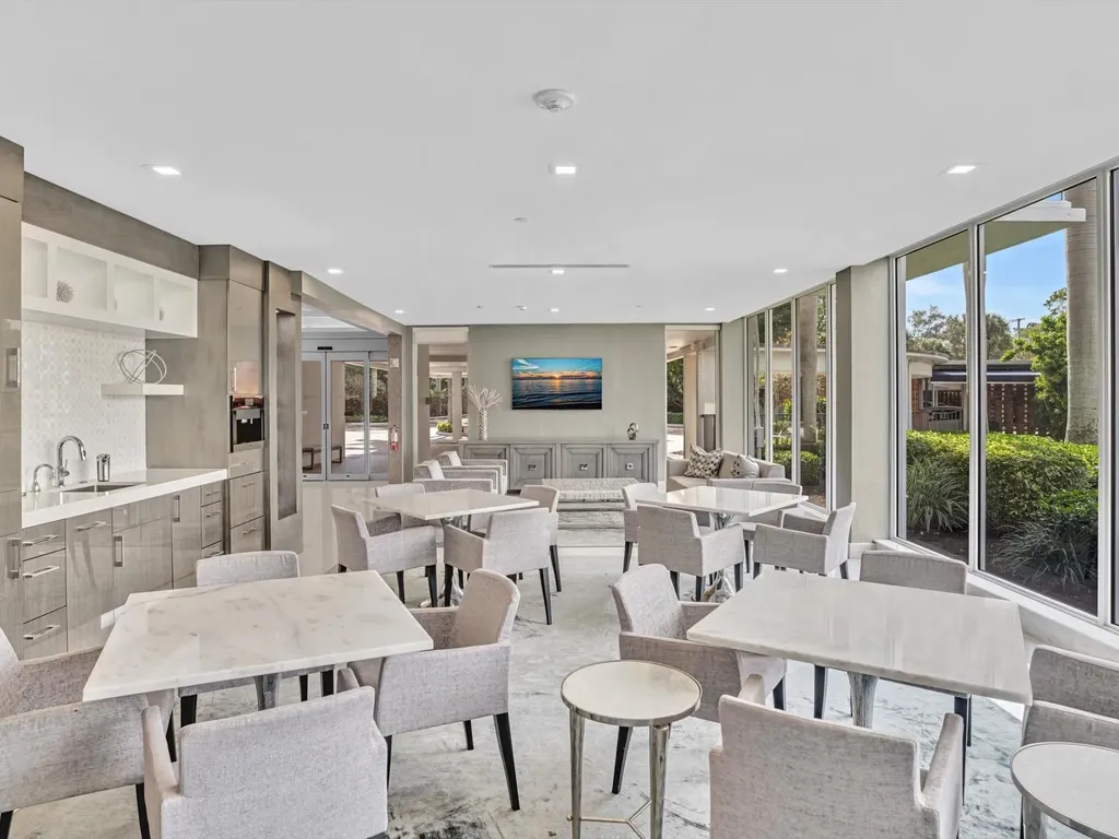 701 E Camino Real Boca Raton FL 33432