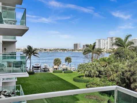 701 E Camino Real Boca Raton FL 33432