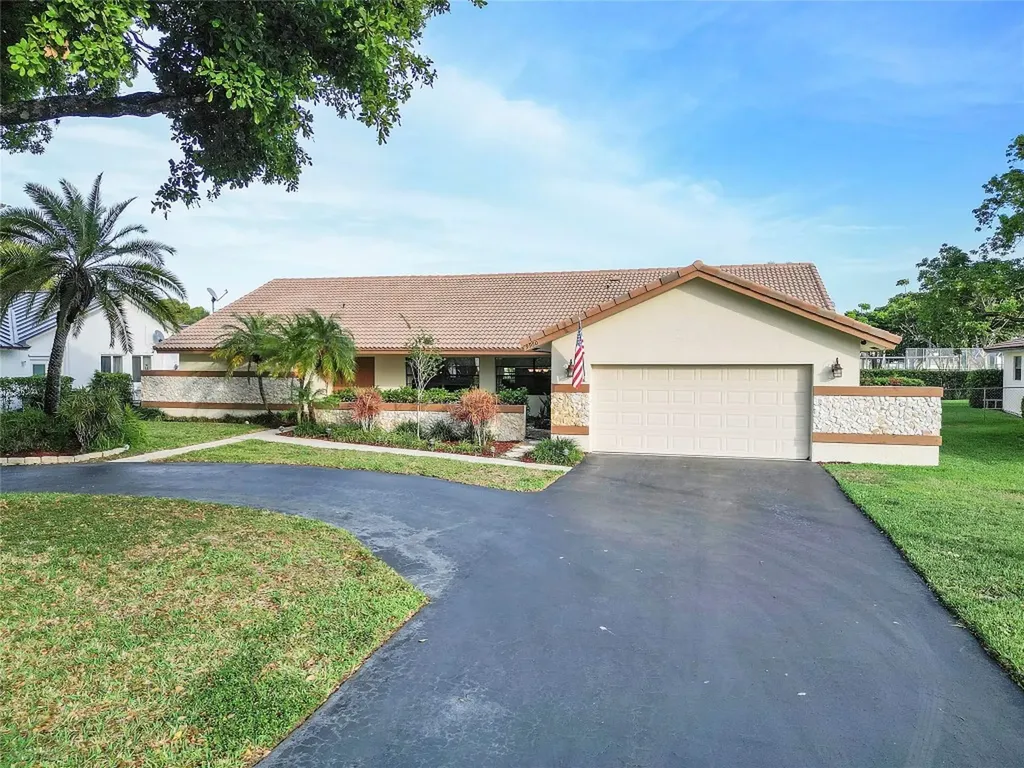 9950 NW 11th Manor Coral Springs FL 33071