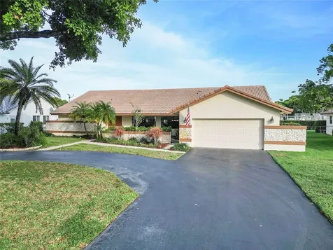 9950 NW 11th Manor Coral Springs FL 33071