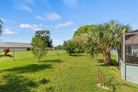 1862 SE Boma Avenue Port St Lucie FL 34952