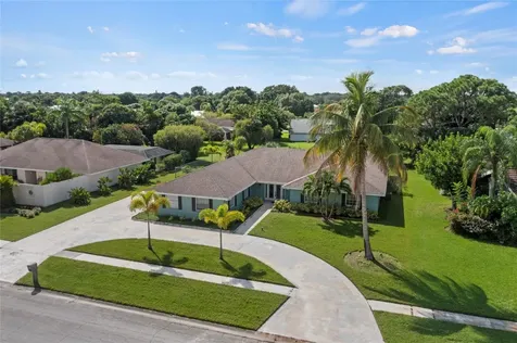1862 SE Boma Avenue Port St Lucie FL 34952