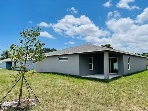 1961 SW Michelangelo Avenue Port St Lucie FL 34953