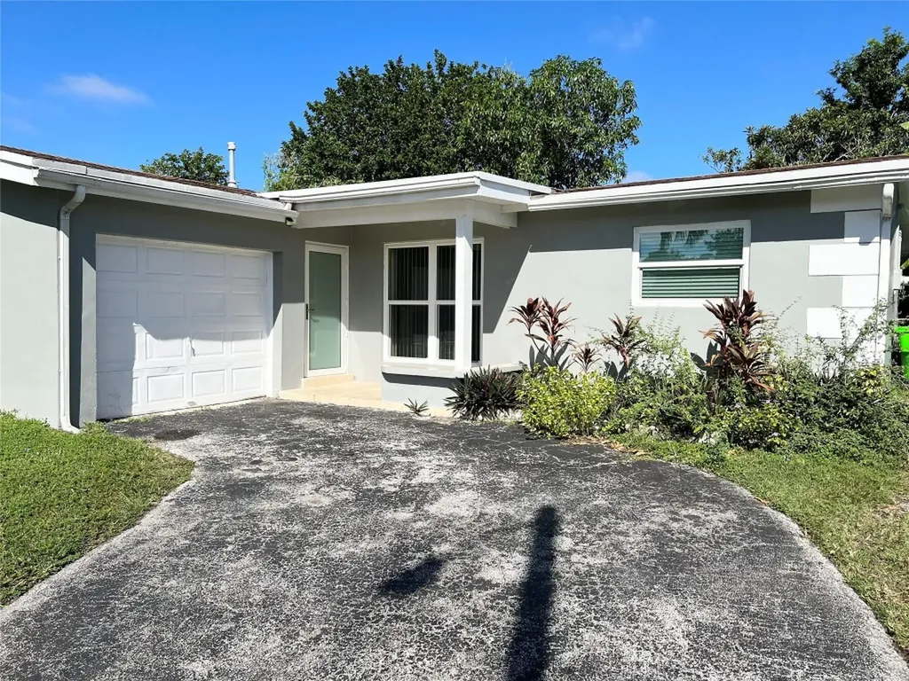 8671 NW 28th Street Sunrise FL 33322