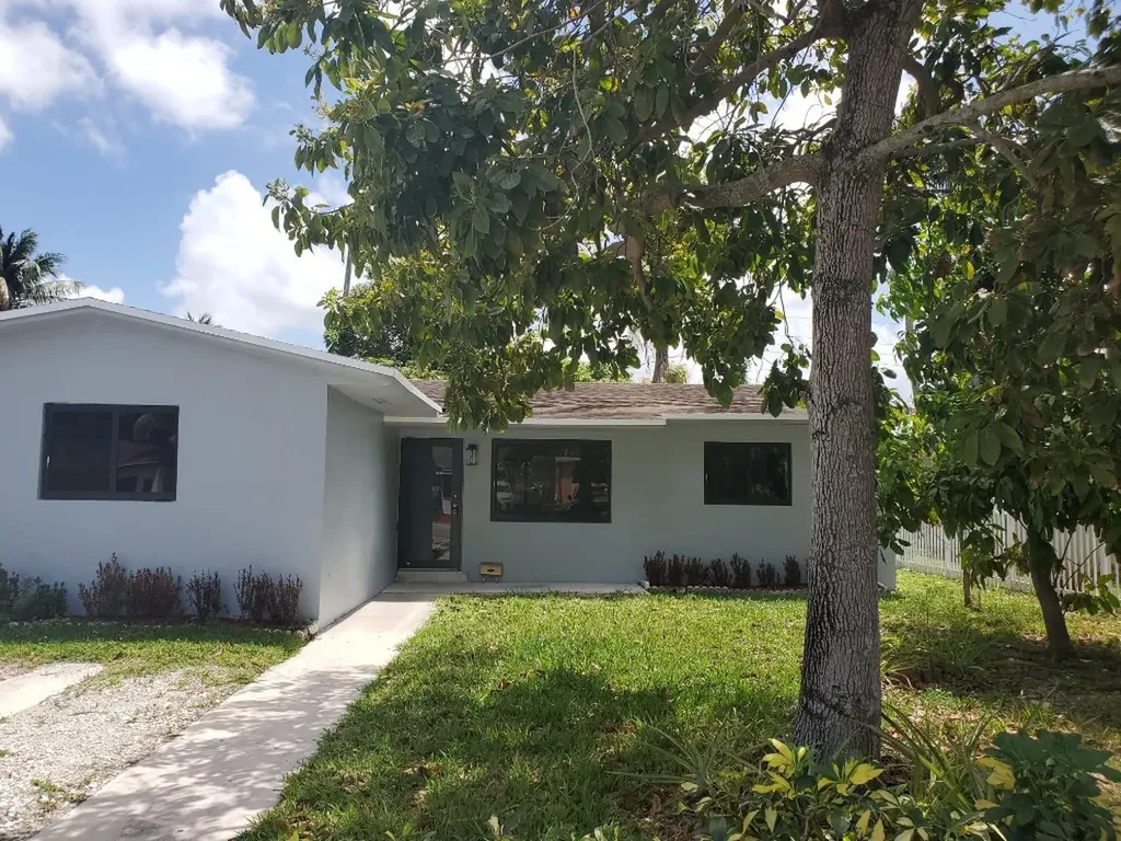 440 NE 174th Street North Miami Beach FL 33162
