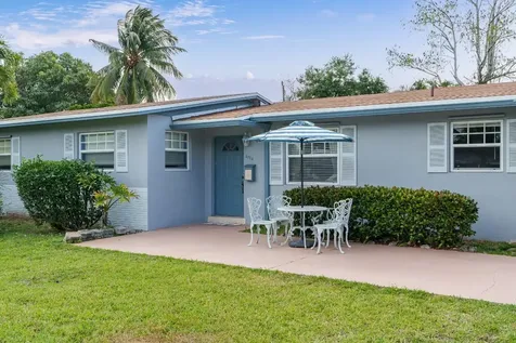 4784 NW 3rd Court Plantation FL 33317