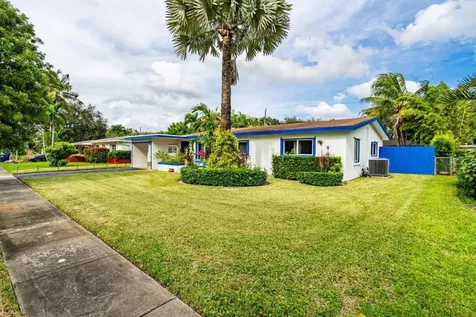 315 S 57th Avenue Hollywood FL 33023