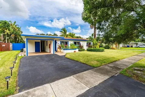 315 S 57th Avenue Hollywood FL 33023