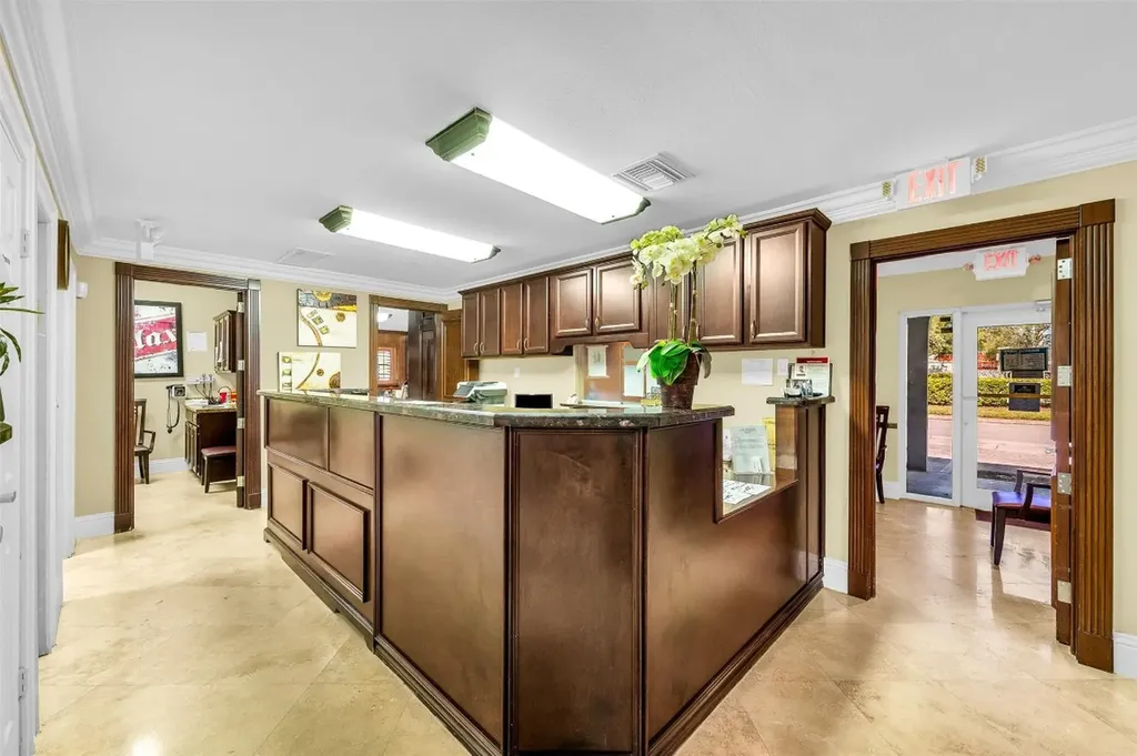 910 S State Road 7 Plantation FL 33317