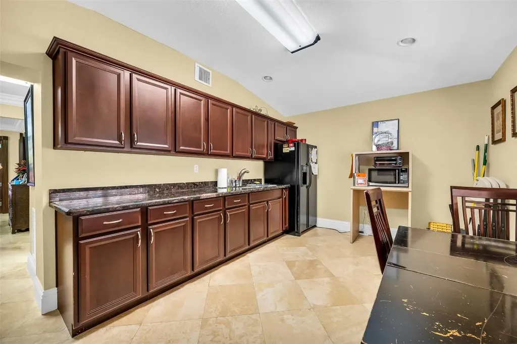 910 S State Road 7 Plantation FL 33317