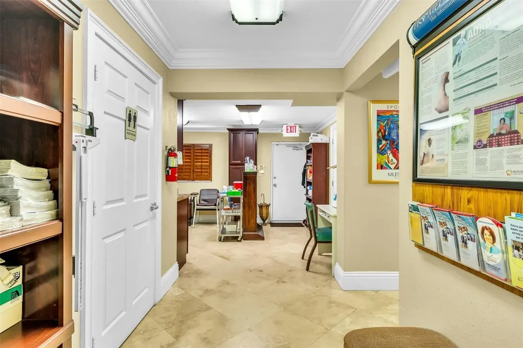 910 S State Road 7 Plantation FL 33317