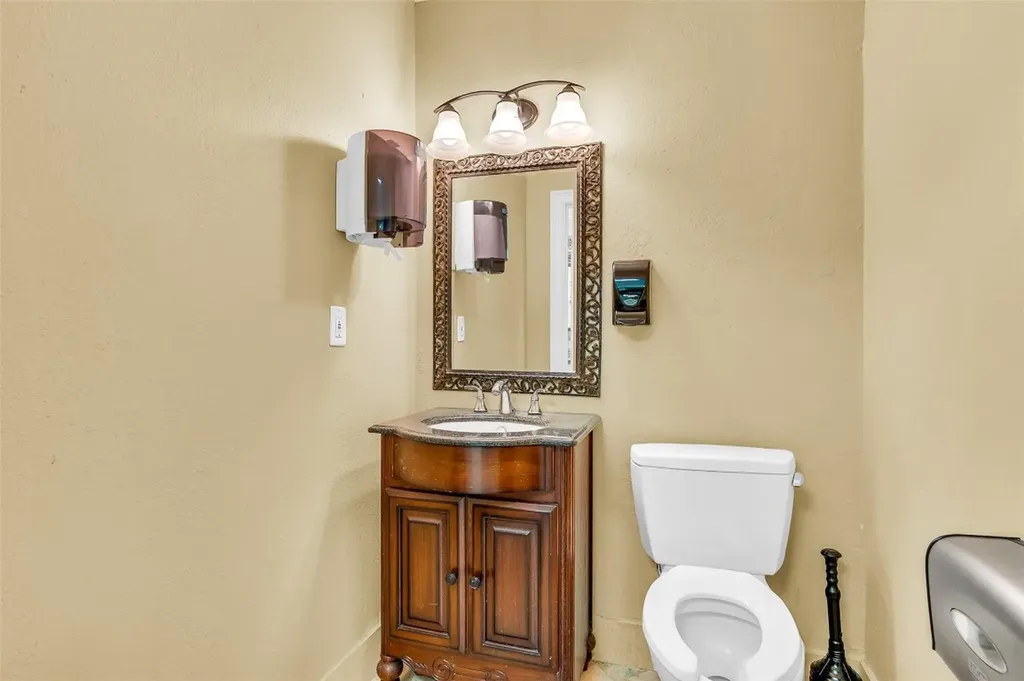 910 S State Road 7 Plantation FL 33317