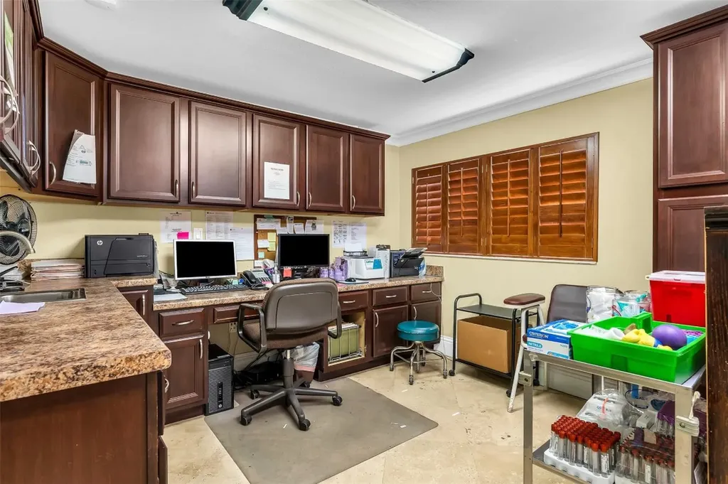 910 S State Road 7 Plantation FL 33317