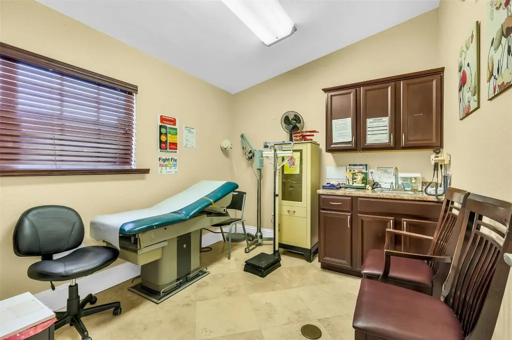 910 S State Road 7 Plantation FL 33317