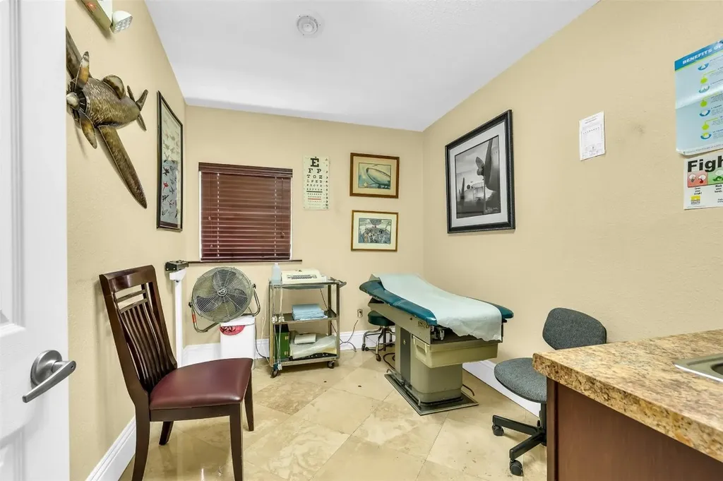 910 S State Road 7 Plantation FL 33317