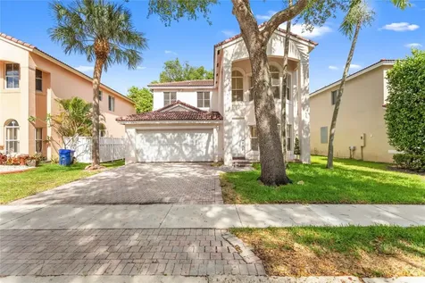 2215 NW 76th Terrace Hollywood FL 33024