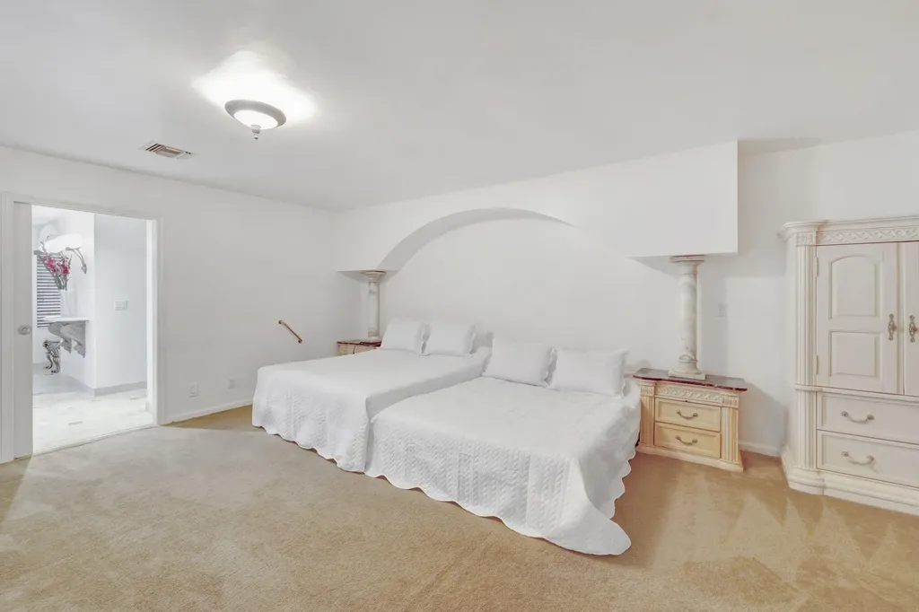 5355 NW 77th Terrace Coral Springs FL 33067