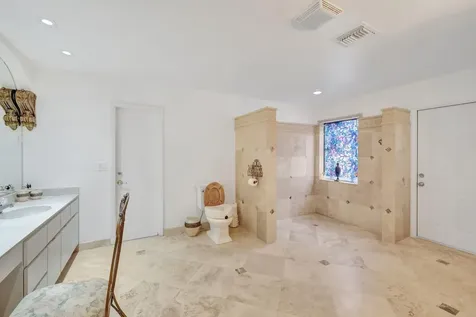 5355 NW 77th Terrace Coral Springs FL 33067