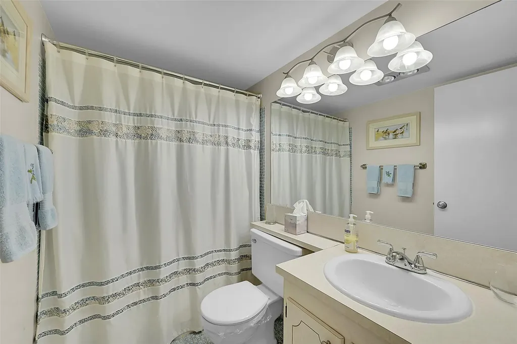 154 Upminster G Deerfield Beach FL 33442