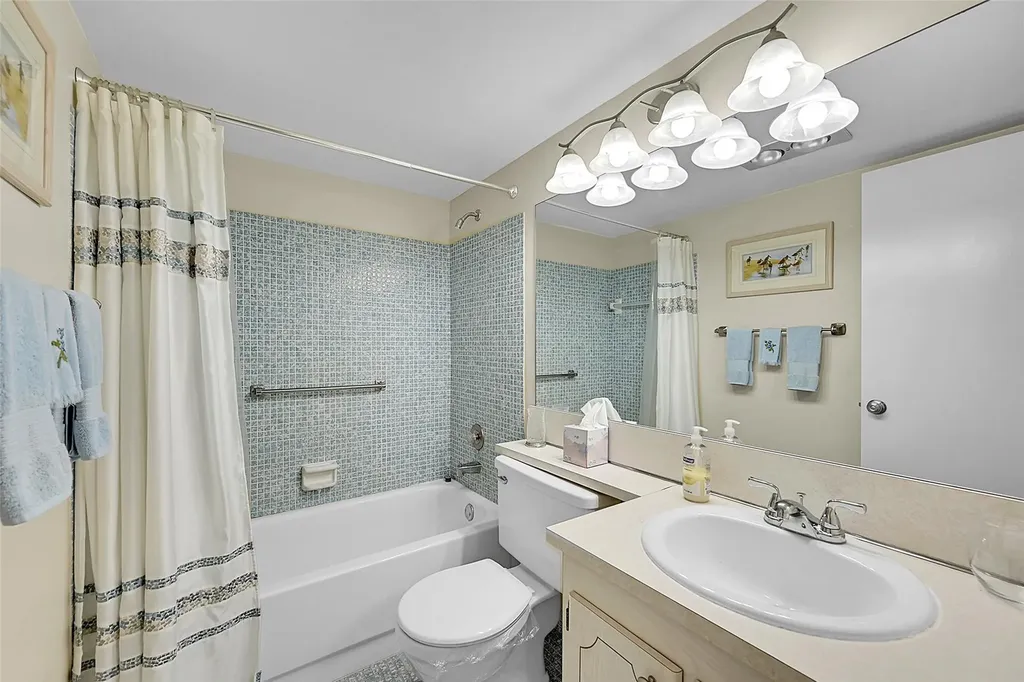 154 Upminster G Deerfield Beach FL 33442