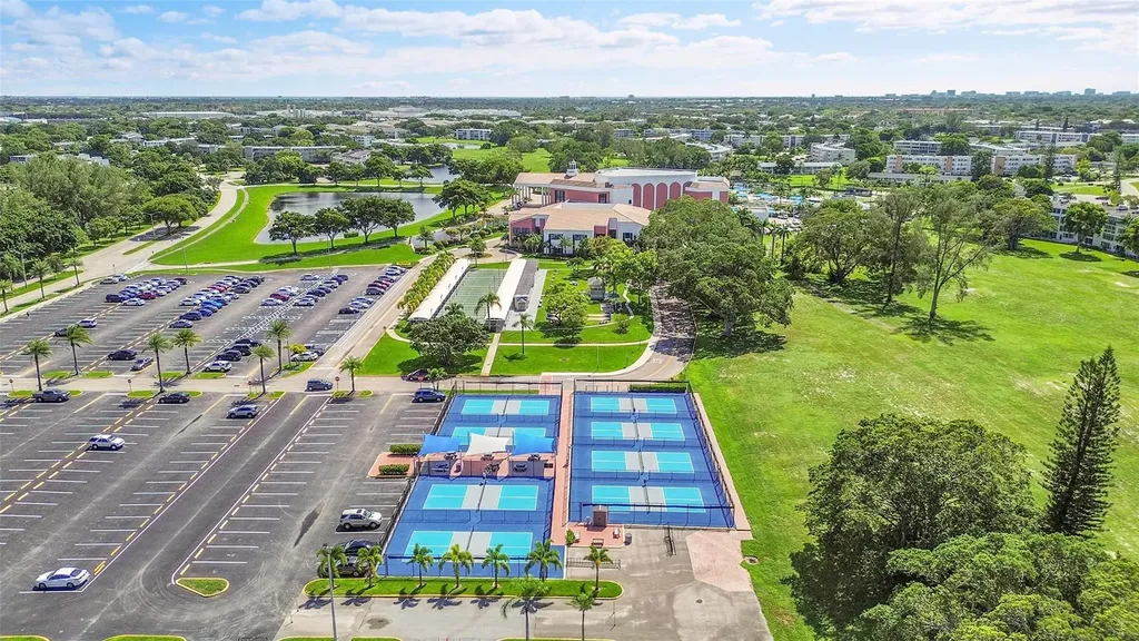 154 Upminster G Deerfield Beach FL 33442