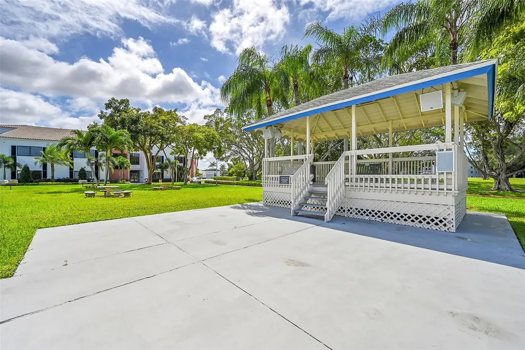 154 Upminster G Deerfield Beach FL 33442