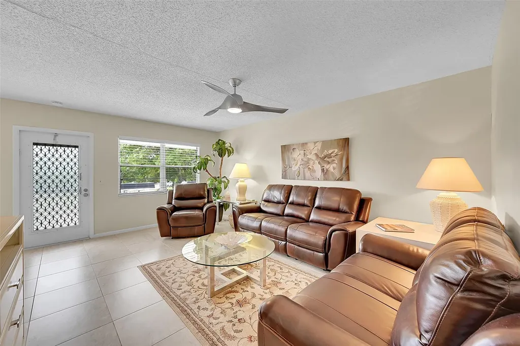 154 Upminster G Deerfield Beach FL 33442