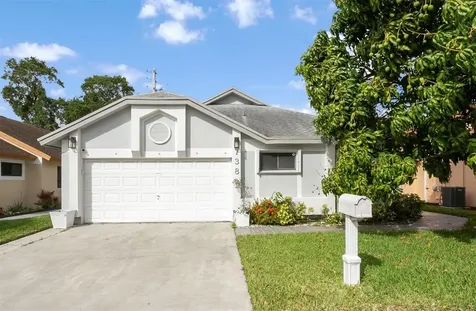 738 Holly Street North Lauderdale FL 33068