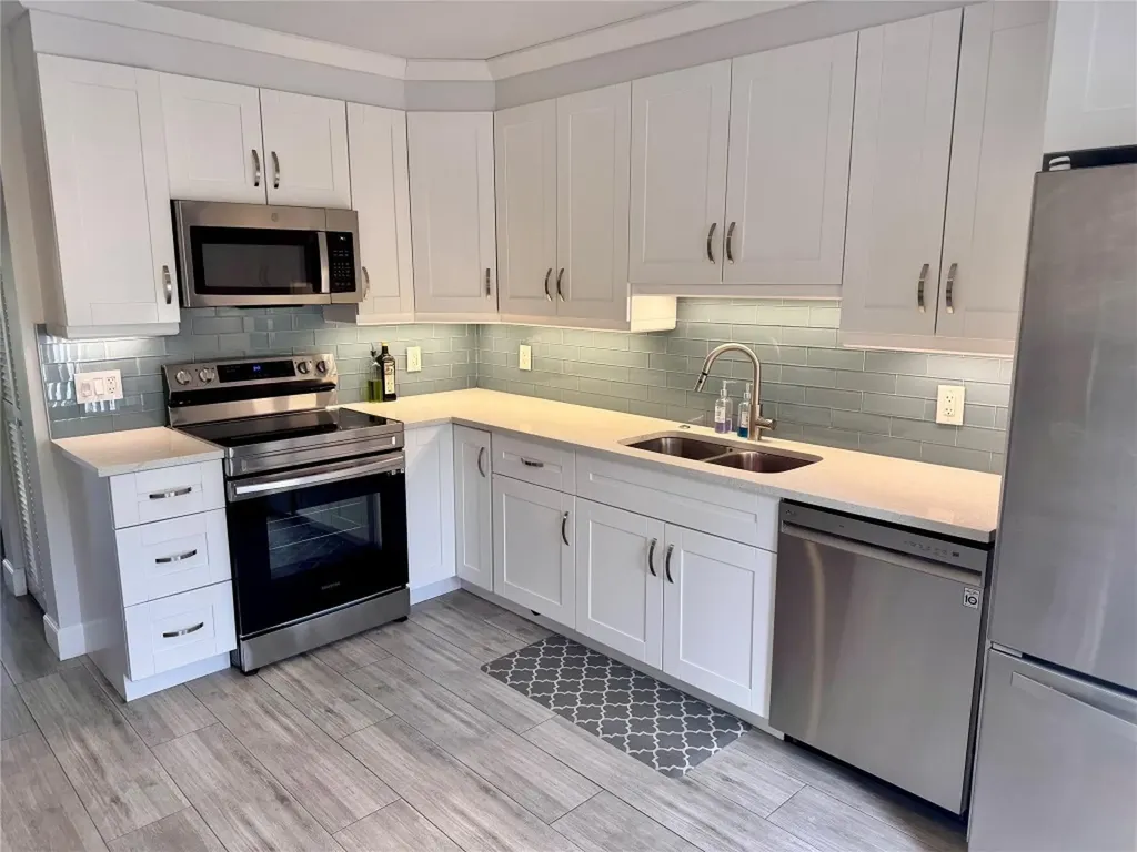 22028 Las Brisas Circle Boca Raton FL 33433