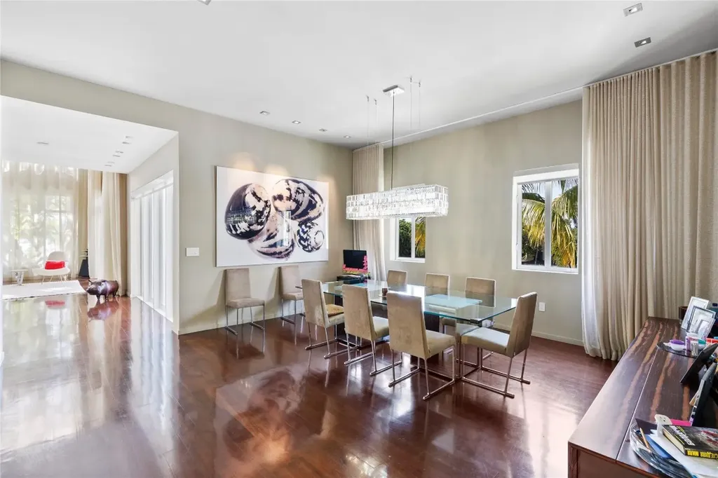 6001 Laguna Path Miami Beach FL 33141