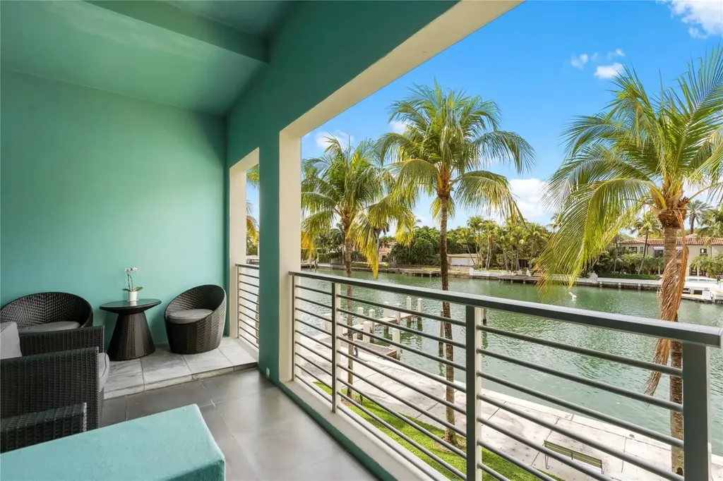 6001 Laguna Path Miami Beach FL 33141