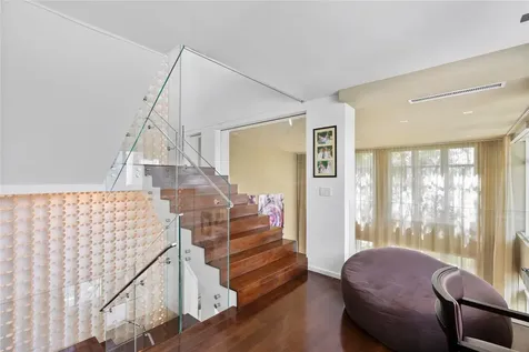 6001 Laguna Path Miami Beach FL 33141